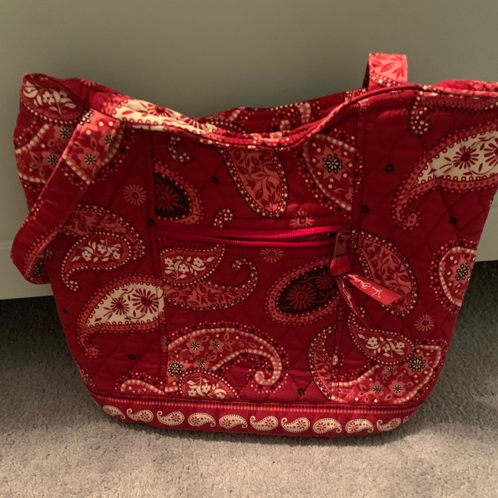Vera Bradley tote. Excellent Condition.
